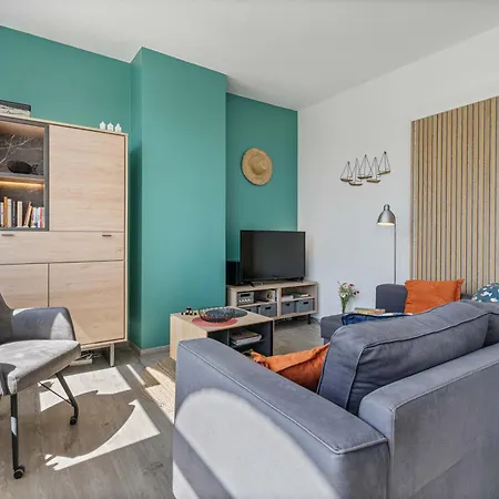 Lakm 0101 - Prachtig Gerenoveerd Zonnig In Stijlvol Gebouw Op 50 Meter Het * De Panne