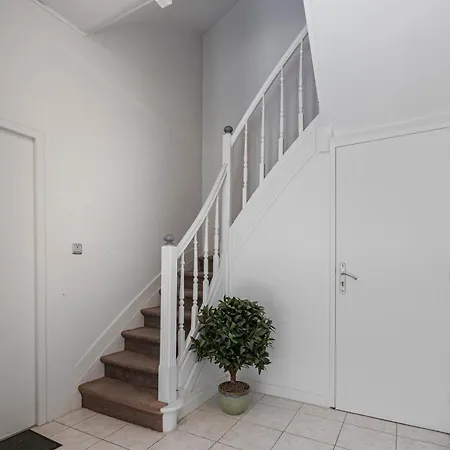 Lakm 0101 - Prachtig Gerenoveerd Zonnig In Stijlvol Gebouw Op 50 Meter Het