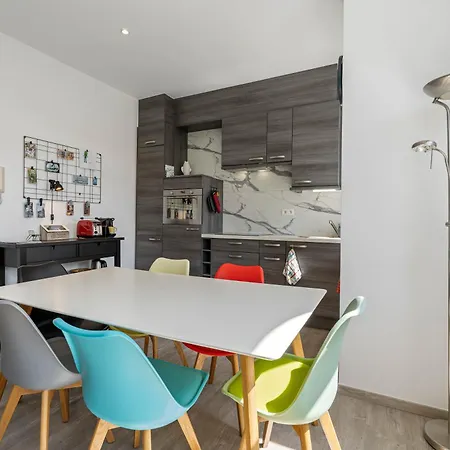 Lakm 0101 - Prachtig Gerenoveerd Zonnig In Stijlvol Gebouw Op 50 Meter Het Apartman *