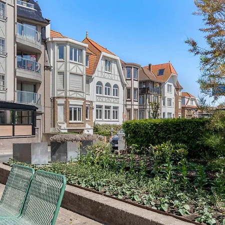 Lakm 0101 - Prachtig Gerenoveerd Zonnig In Stijlvol Gebouw Op 50 Meter Het De Panne